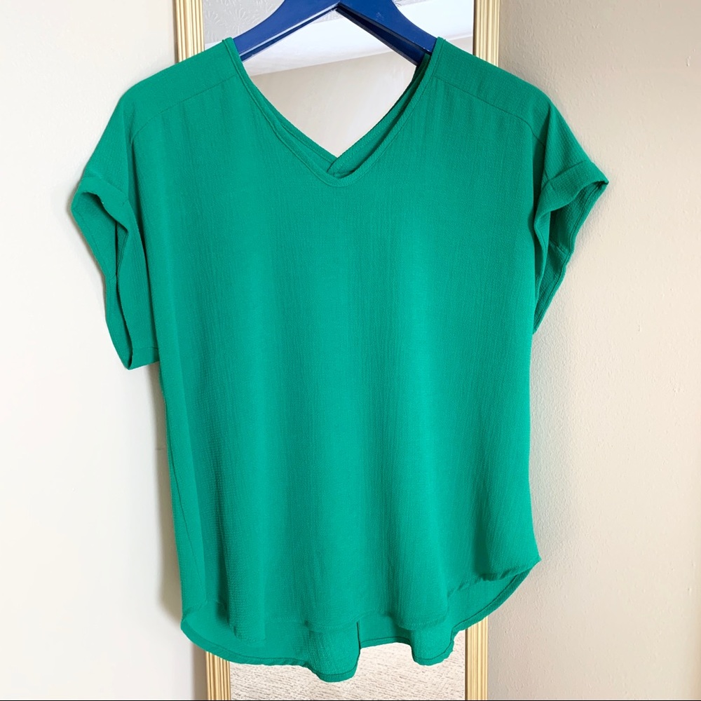 Kelly green top